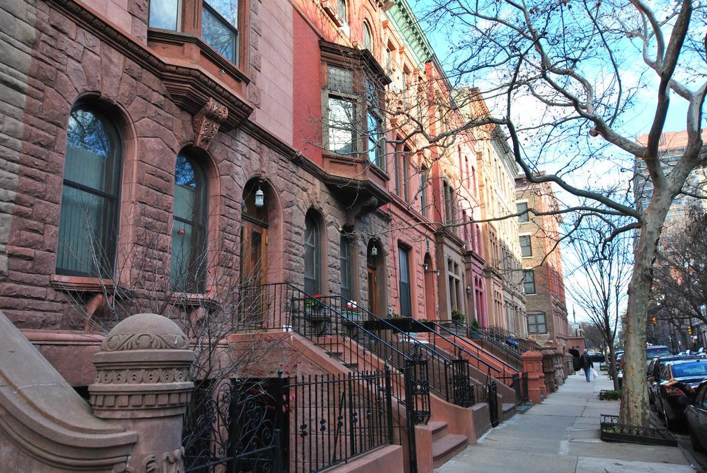 Historic Harlem Duplex Apartamento